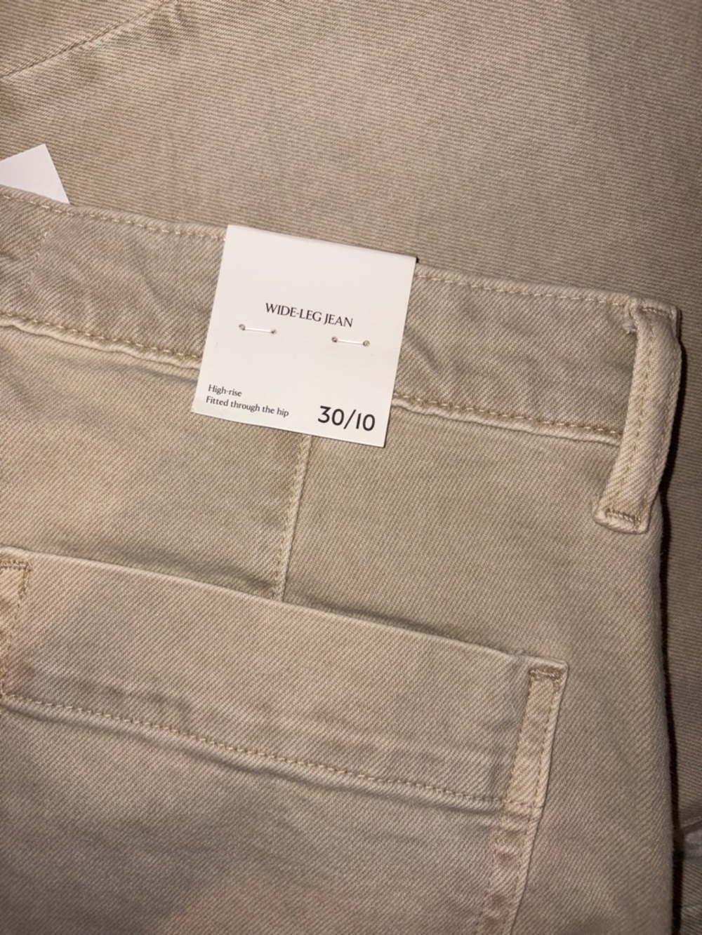 Banana Republic Wide Leg Jeans in Taupe - Picture 4 of 4
